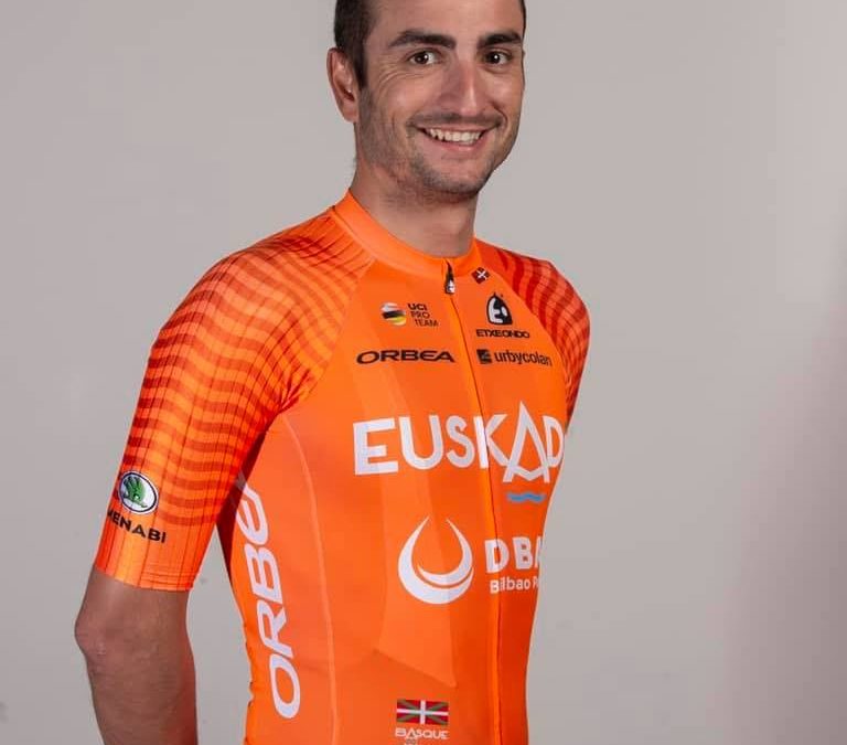 Lobato, último podio español: “Llego bien y volver a vestir el maillot naranja es un privilegio”