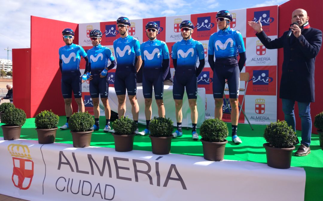 Alejandro Valverde inaugura su temporada en la Clásica de Almería, la carrera donde todo empezó